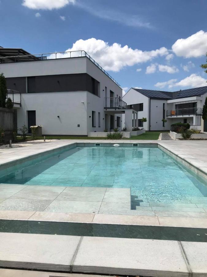 Oasis Residence Hajdúszoboszló Eksteriør bilde